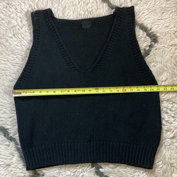 Babaa Vest No 24 - Picture 9 of 16